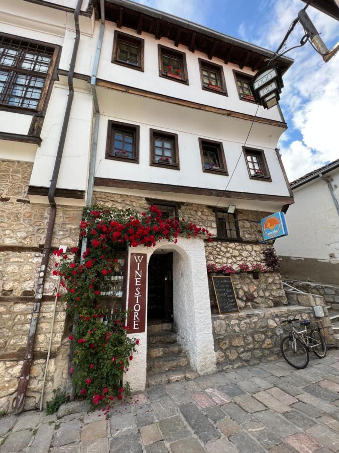 Patche Residence - A Wine Cellar Hideaway In The Historic Home Of Revolutionary Metodi Patche Ohri Dış mekan fotoğraf